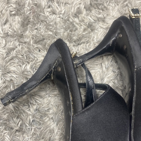Roger Vivier Black Satin Floral crystal strass sling back heels 38 - Picture 11 of 13